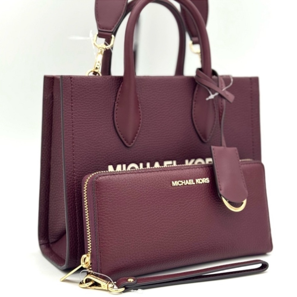 Michael Kors Large Charlotte Tote Bag & Large Continental Wallet Wristlet Black